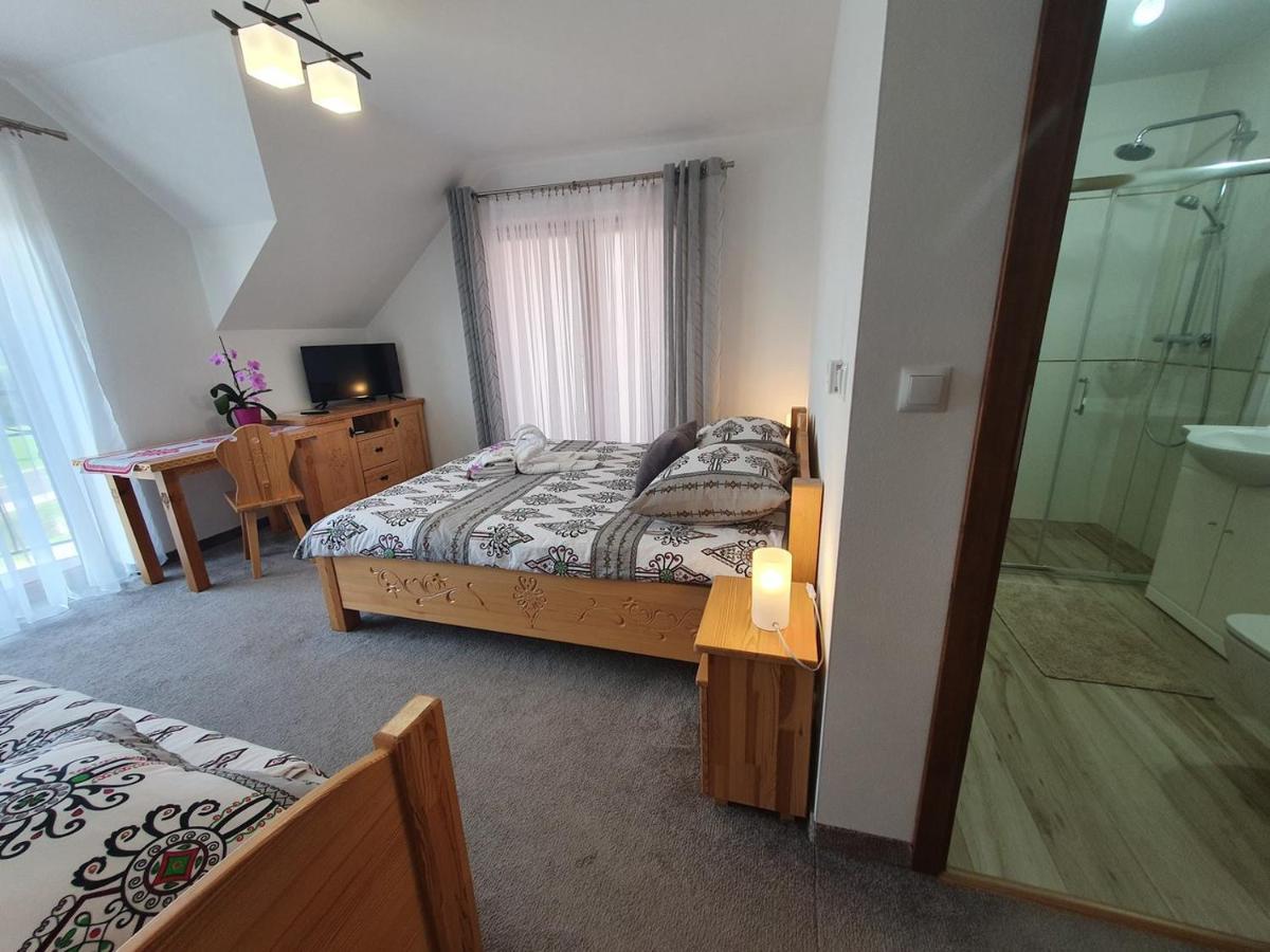 Mrowca Noclegi Pokoje Goscinne Gronkow Bagian luar foto